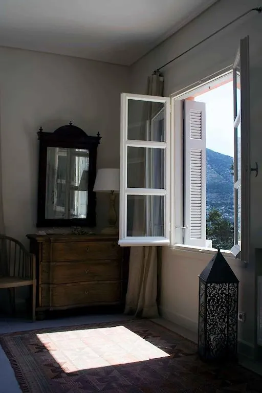 Villa Daphni Agia Efimia