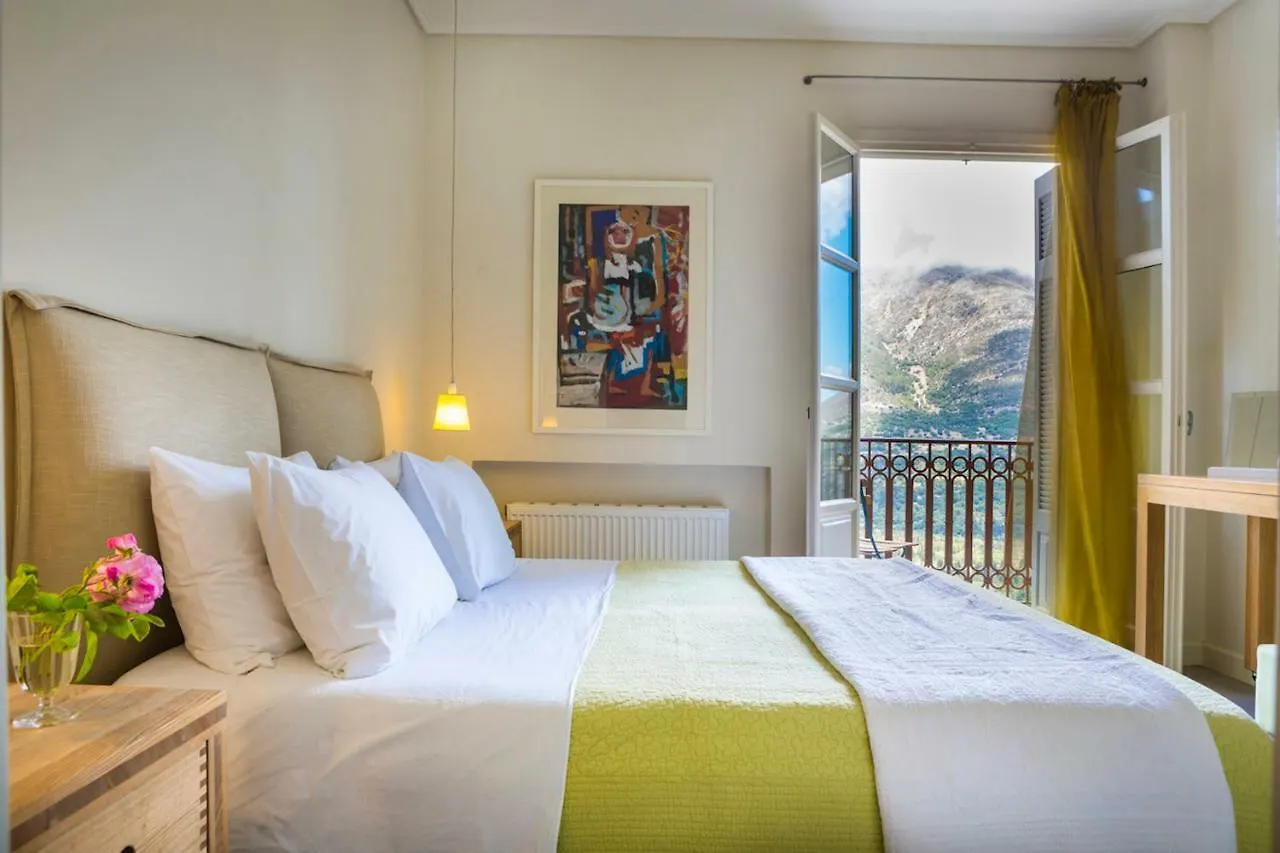 Villa Daphni Agia Efimia